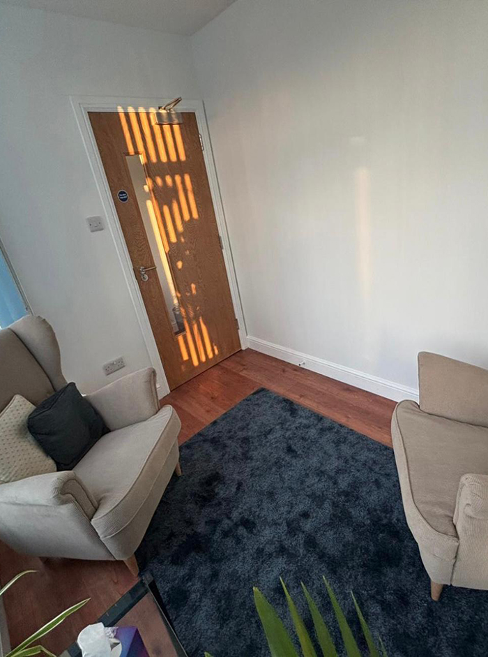 Ayesha Therapeutic | Therapy Room